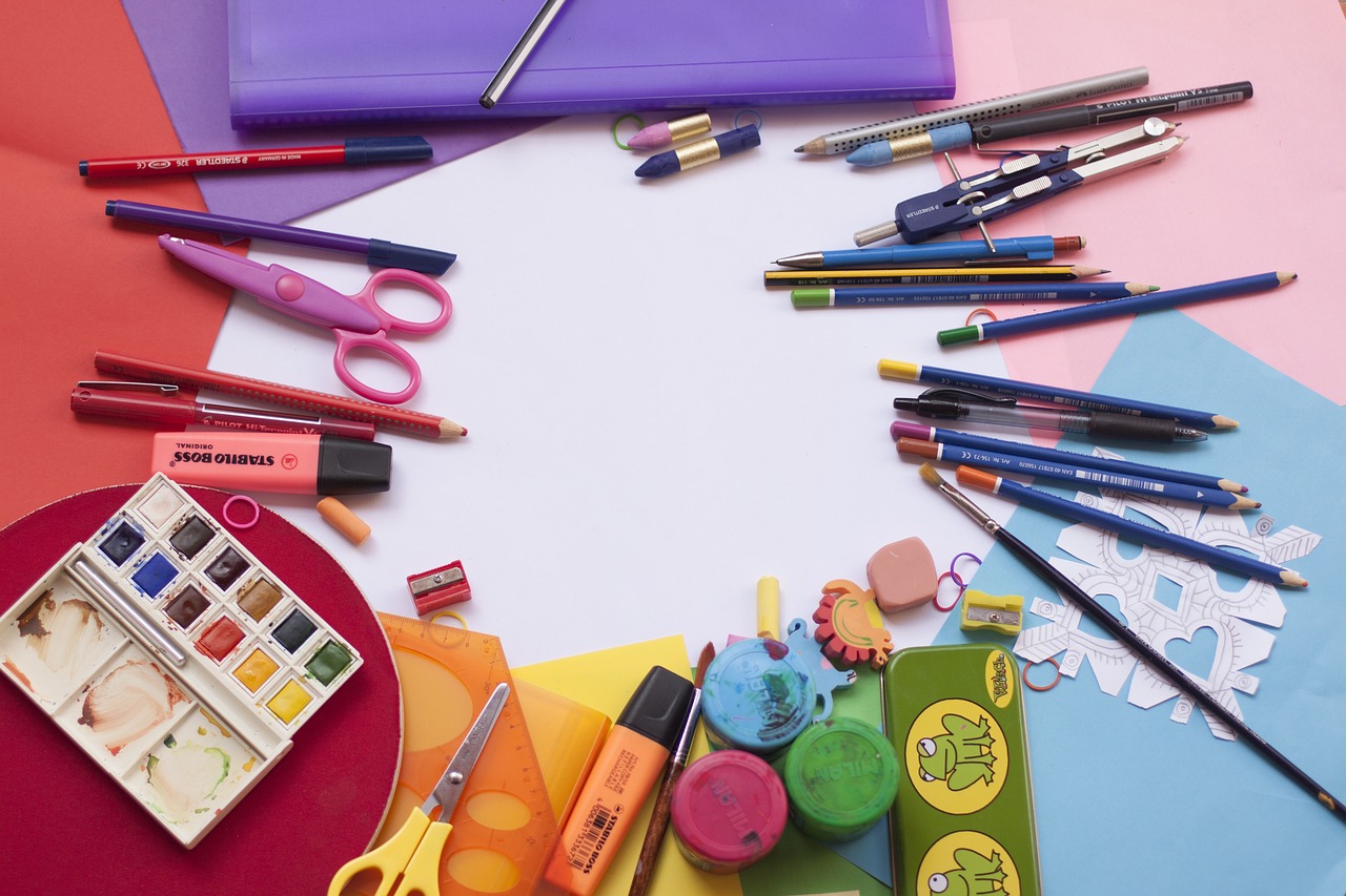 How to Create a Weekly Cleaning Schedule for Your Home